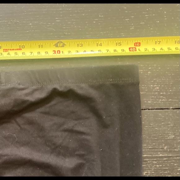 🧺 Karen “Not Your Everyday Leggings” Kane Large - Picture 5 of 9